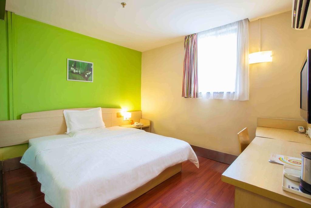 7 Days Premium Zhangye West Toursim Bus Station Room photo